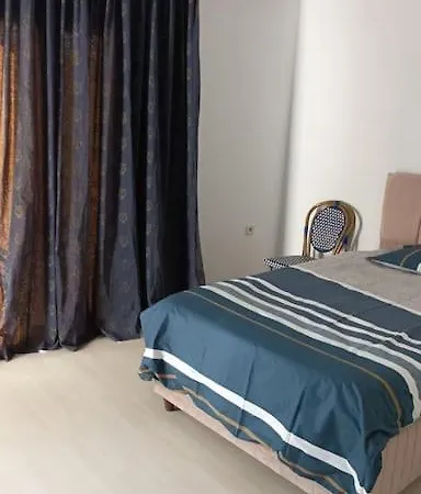 3 And Living Room, Centrally Located, Large İzmir