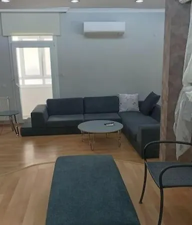 Daire 3 And Living Room, Centrally Located, Large *
