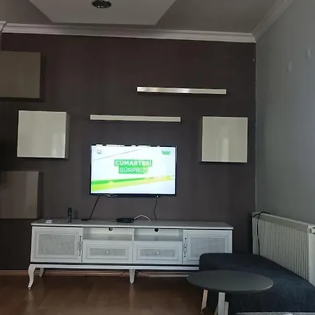 3 And Living Room, Centrally Located, Large * İzmir